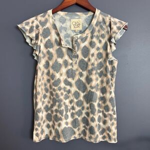 Chaser Leopard Print Short Flutter Ruffle Sleeve Henley Snap T-shirt Small NEW